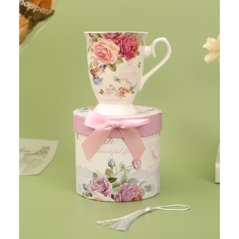 Porcelain Cup Gift Box Roses