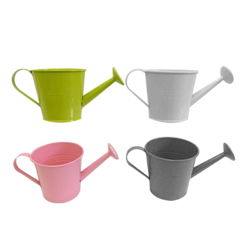 Metal Planter 8x18.5cm Assorted Colours