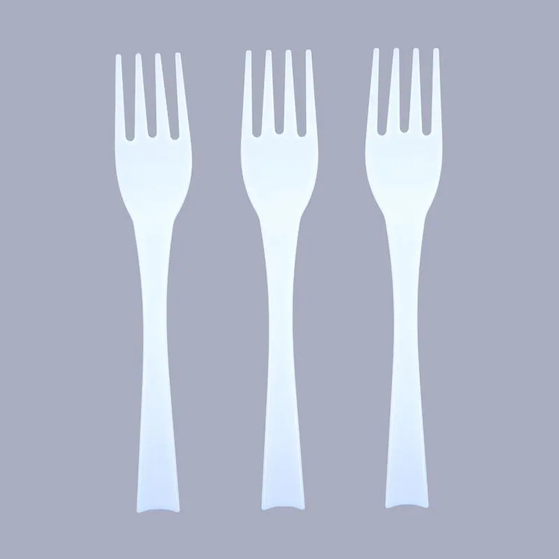 Premium Reusable Plastic Forks 24pk - 18cm - White – image 2