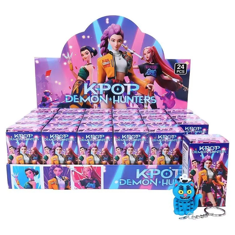 Pop Hunters Figurine Collectable with Keychain Mystery Blind Box - 10 Assorted (Series 1) – image 4