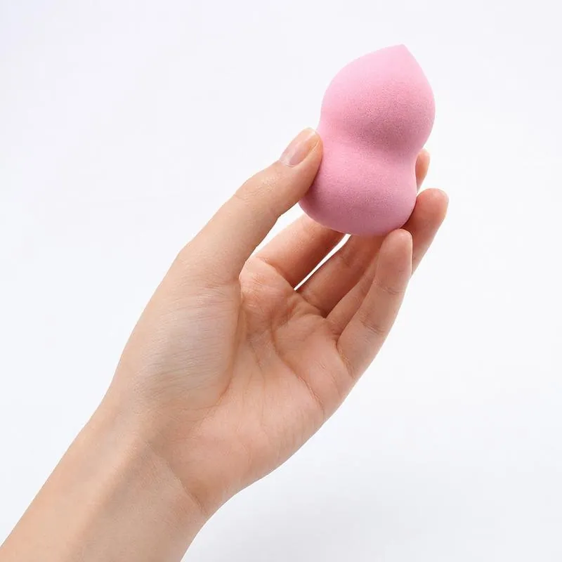 Makeup Blending Sponges 6pk - Includes 3 Shapes: Classic Teardrop, Angled-Cut Teardrop & Hourglass - Assorted Neutral Colours – image 2