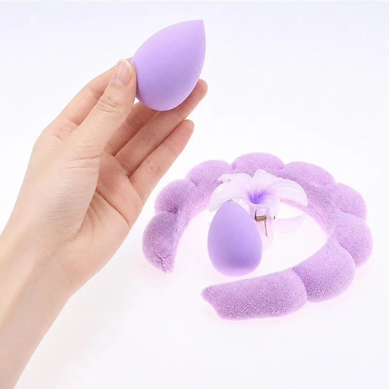 Beauty & Cleansing Routine Set 4pc - Includes: 1x Headband, 1x Hair Clip, 2x Makeup Blending Sponges - Assorted Colours: Pink & Purple – image 2