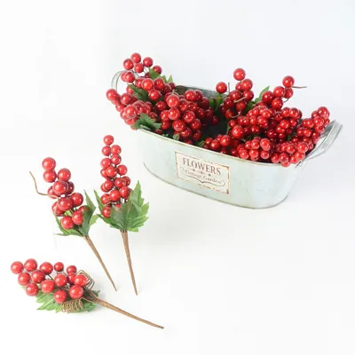 Christmas Berry Picks Red with Leaf 21X8CM, 20X6C M17X6CM